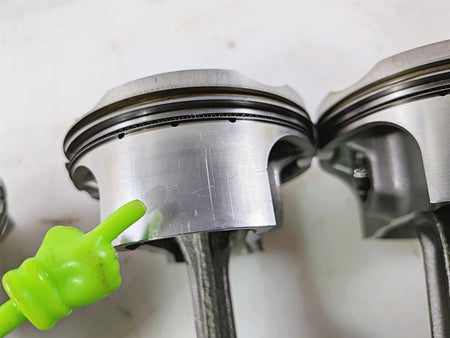 2014 Aprilia RSV4 RR Factory Piston & Connecting Rod Set 2A000166FF CM227501 {{ shop.shopifyCountryName }} - Mototech271