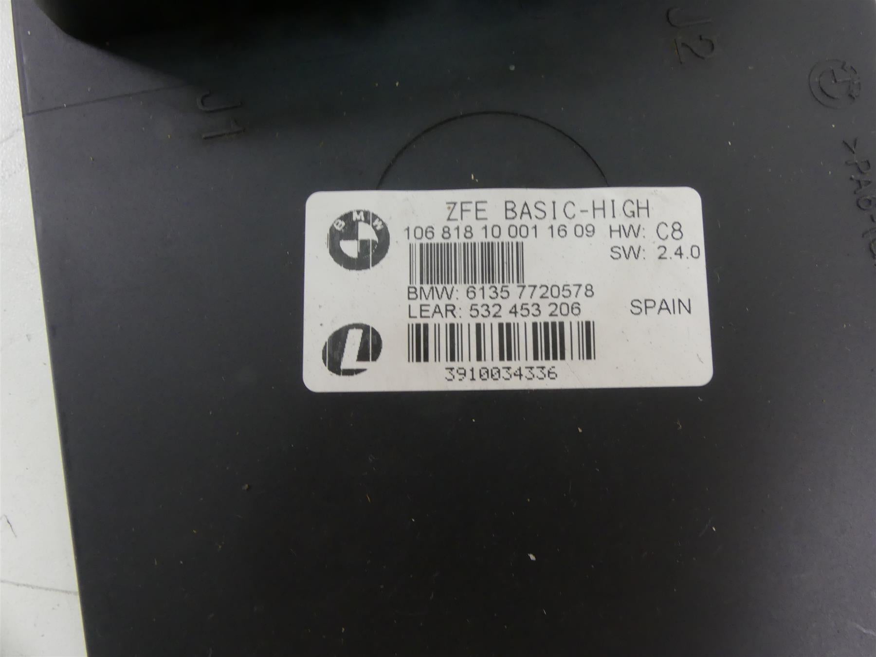 2009 BMW R1200GS K25 Lear Central Chassis Body Electronics Module 61357720578 {{ shop.shopifyCountryName }} - Mototech271