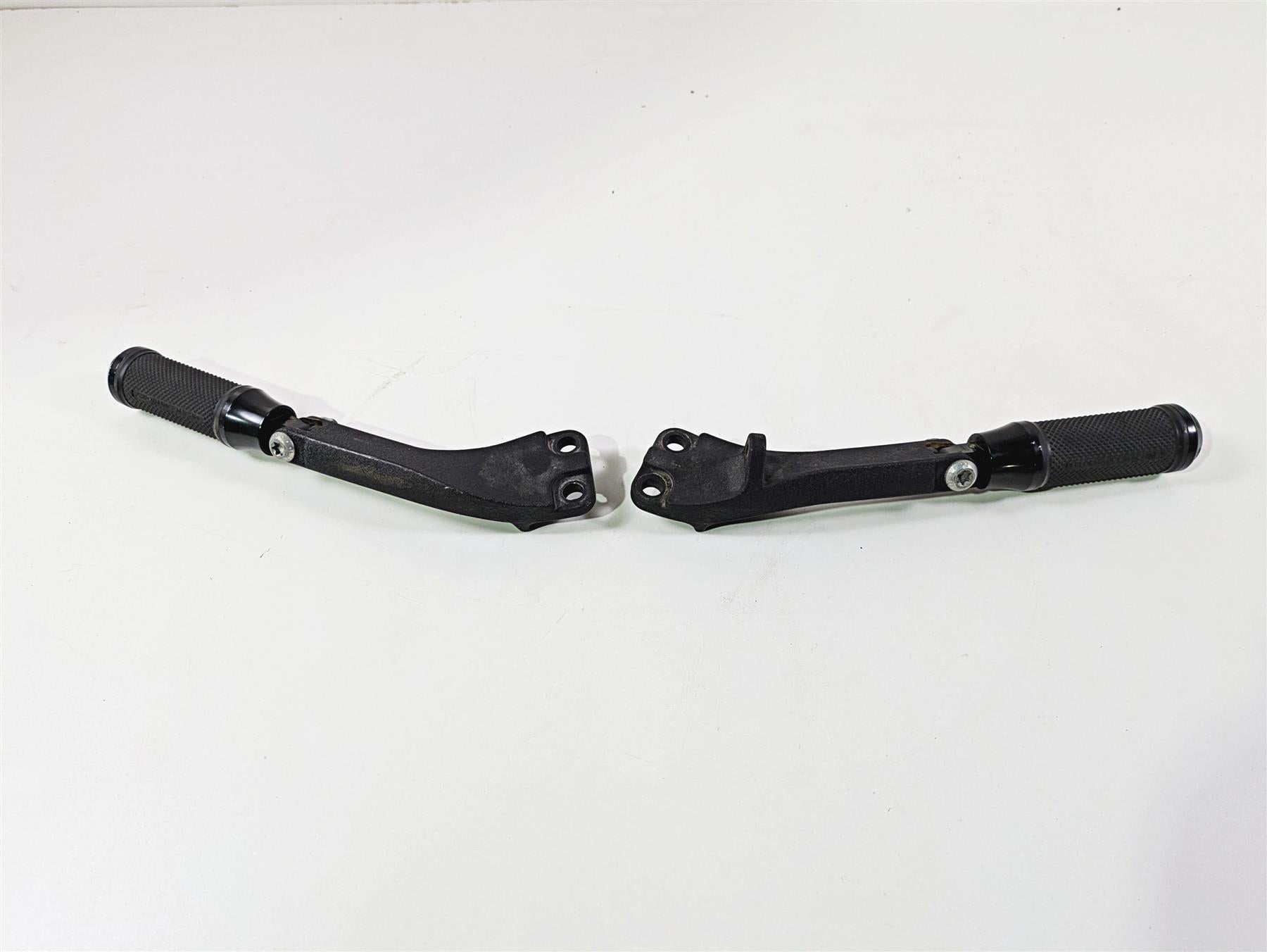 2011 Harley FXDC Dyna Super Glide Rear Performance Machine Footpeg Set 1620-2239 | Mototech271