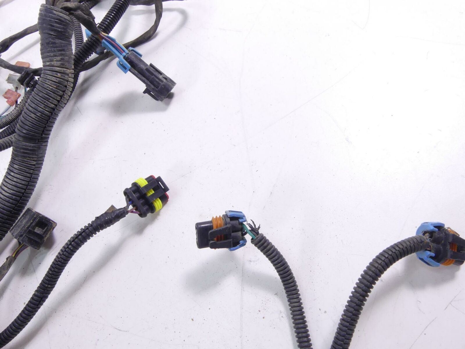 2018 Can-Am Maverick 1000R XMR Main Wiring Harness -No Cuts 710005674 {{ shop.shopifyCountryName }} - Mototech271