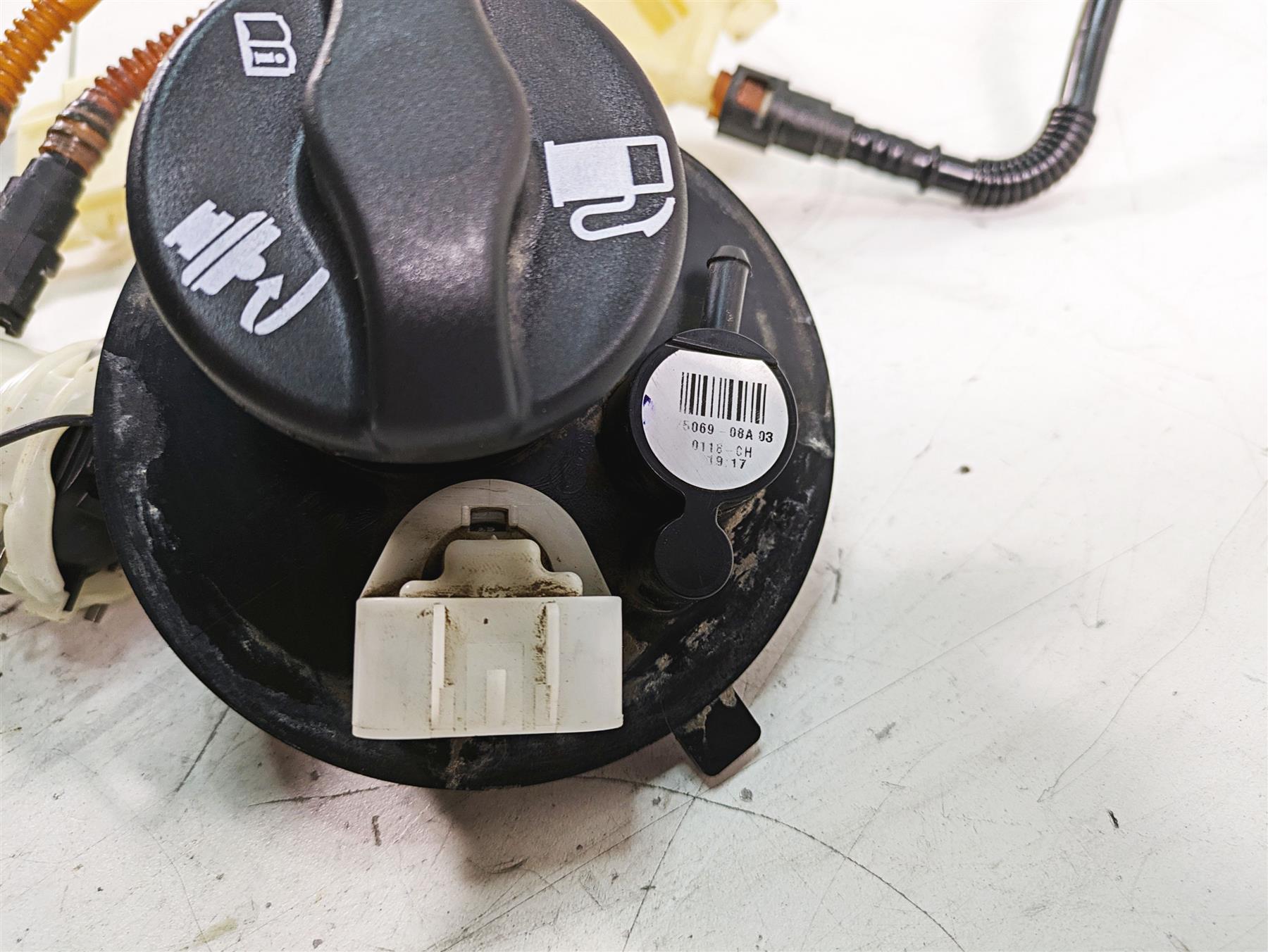 2008 Harley FLHTCU Electra Glide Fuel Gas Petrol Pump - Tested 62908-08 {{ shop.shopifyCountryName }} - Mototech271