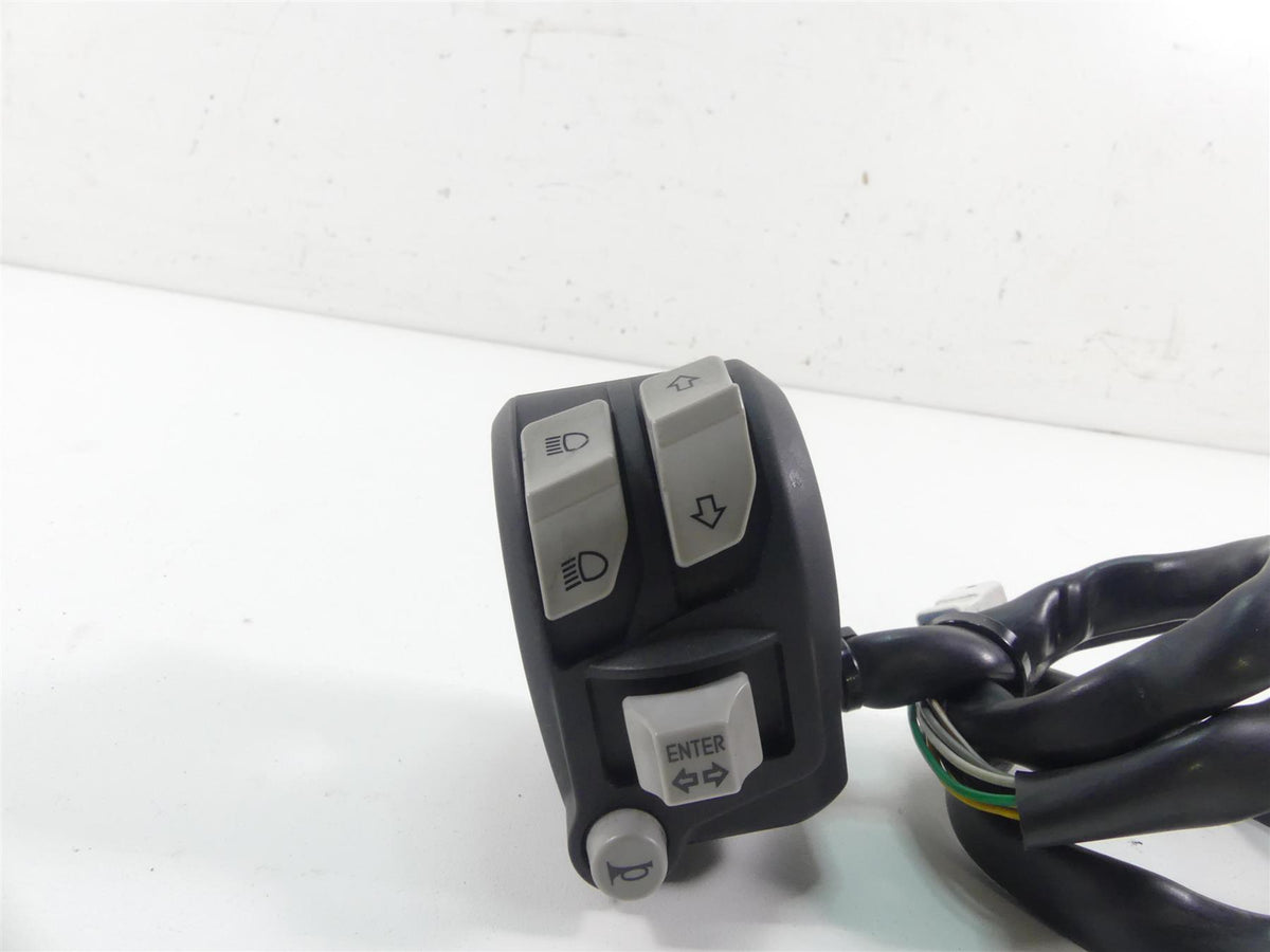 2017 Ducati 939 S Supersport Left Hand Turn Signal Control Switch 65110241C {{ shop.shopifyCountryName }} - Mototech271