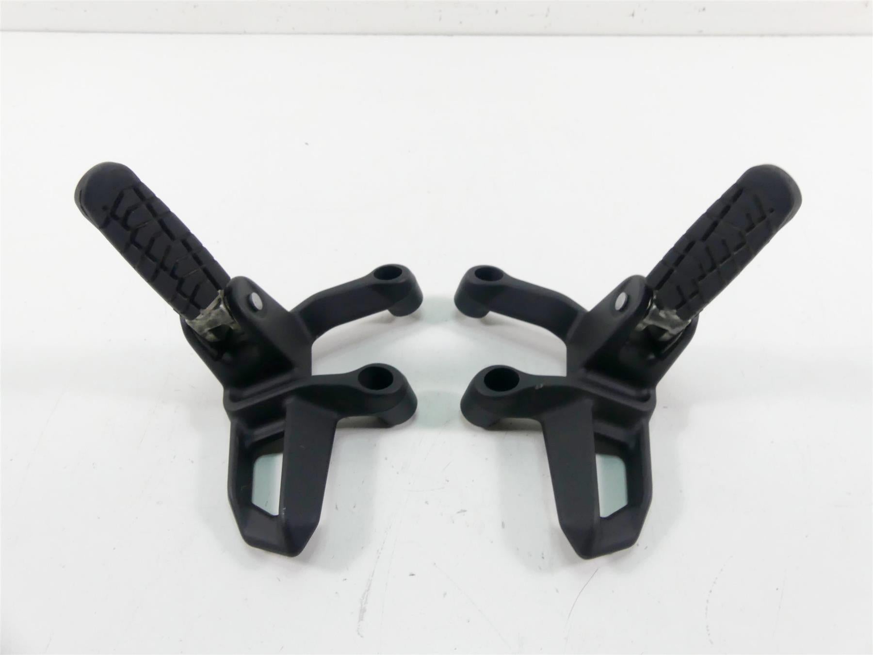 2015 KTM 1290 Adventure Rear Passenger Foot Peg Set 60303048000 60303049000 {{ shop.shopifyCountryName }} - Mototech271