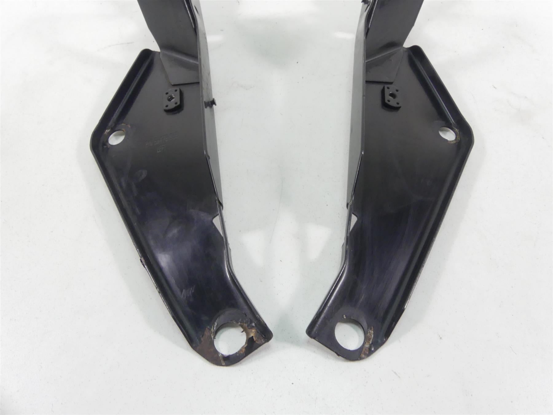 2012 Harley CVO FLHX SE3 Street Glide Front Fairing Mount Set - Read 58478-96B {{ shop.shopifyCountryName }} - Mototech271