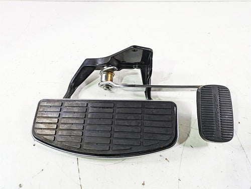 2005 Harley Softail FLSTSCI Heritage Springer Right Floorboard & Brake 50600026 | Mototech271