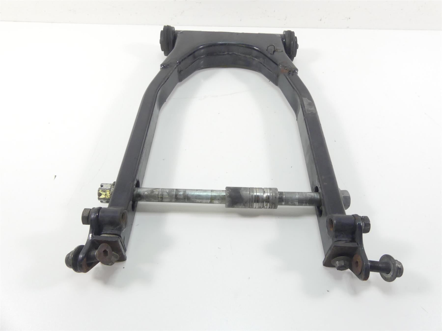 1995 Harley Touring FLHTCU Electra Glide Rear Swingarm Swing Arm + Axle 47544-85 {{ shop.shopifyCountryName }} - Mototech271