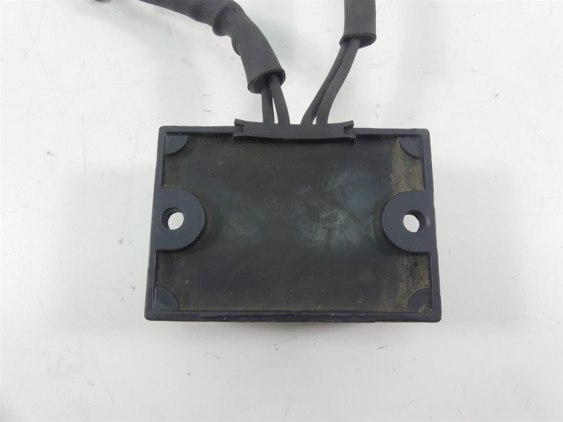 2009 Harley XR1200 Sportster Rectifier Voltage Regulator 74711-08 {{ shop.shopifyCountryName }} - Mototech271