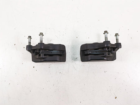 2008 Harley FLHTCU Electra Glide Front Brake Caliper Set 43027-08 44023-08 {{ shop.shopifyCountryName }} - Mototech271