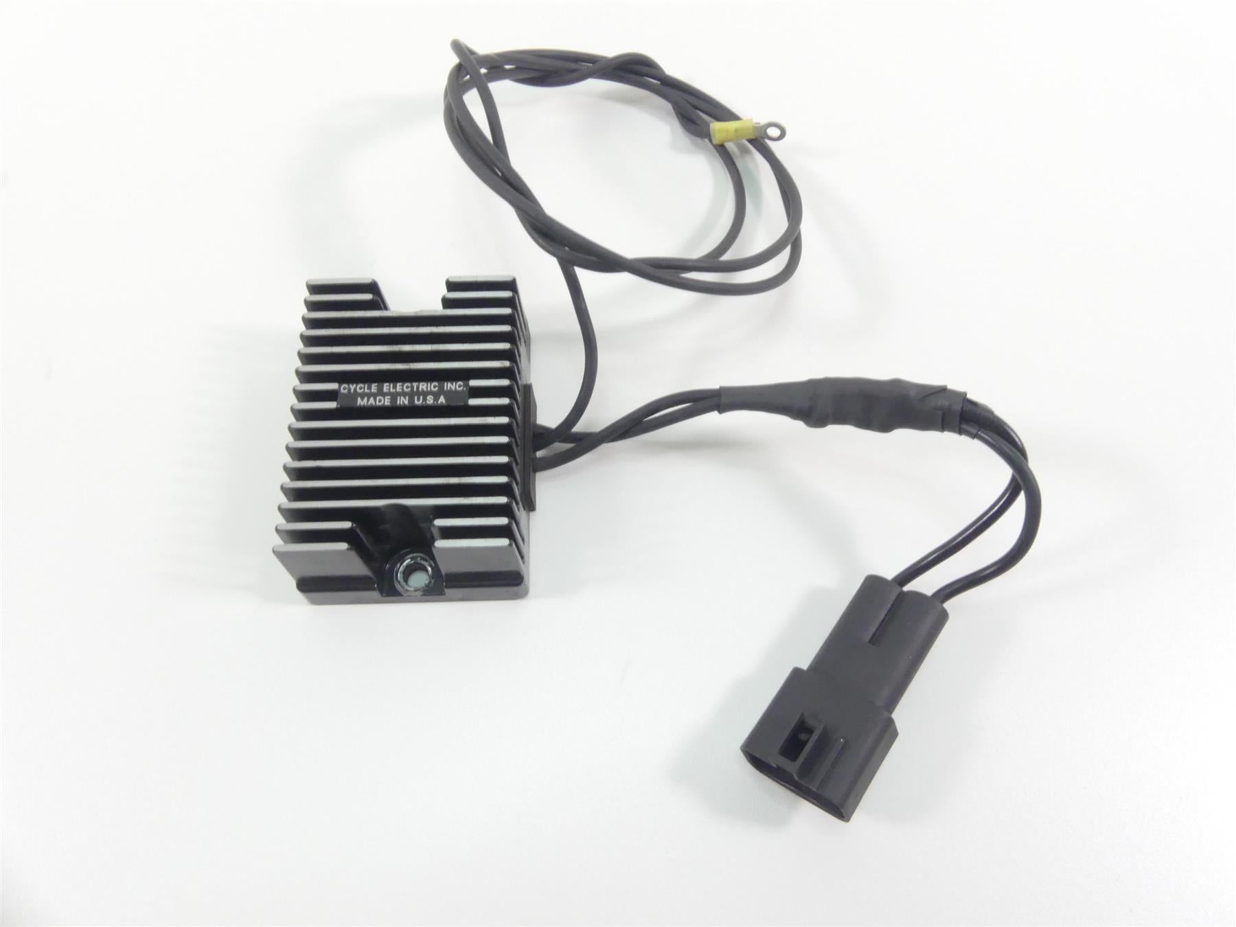 1999 Harley Dyna FXDL Low Rider Rectifier Voltage Regulator 74518-99A {{ shop.shopifyCountryName }} - Mototech271