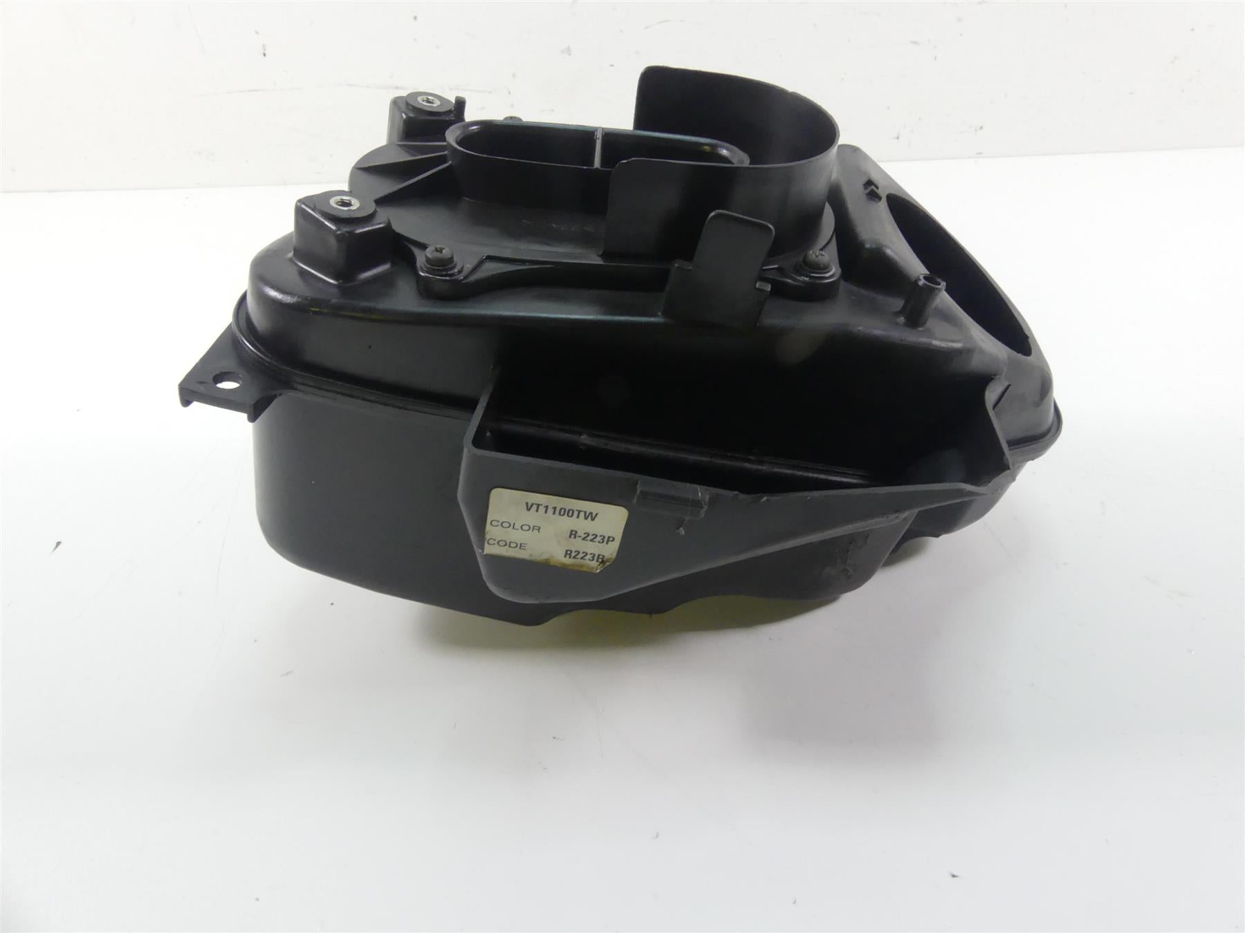 1998 Honda Shadow VT1100T Air Box Filter Cleaner Breather & Tubes 17210-MM8-010 {{ shop.shopifyCountryName }} - Mototech271