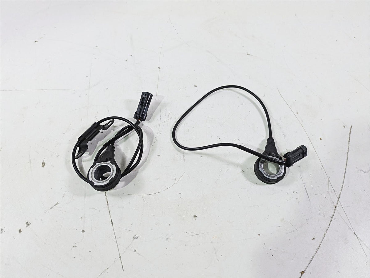 2008 Harley Touring FLHTP Electra Glide Abs Wheel Speed Sensor Set 40614-08 {{ shop.shopifyCountryName }} - Mototech271