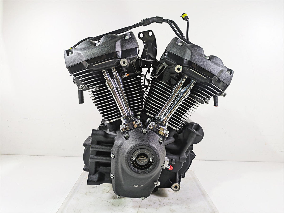 2022 Harley FXLRS Softail Low Rider Running 117 M8 Engine Motor 9K -Vid 16200774 {{ shop.shopifyCountryName }} - Mototech271