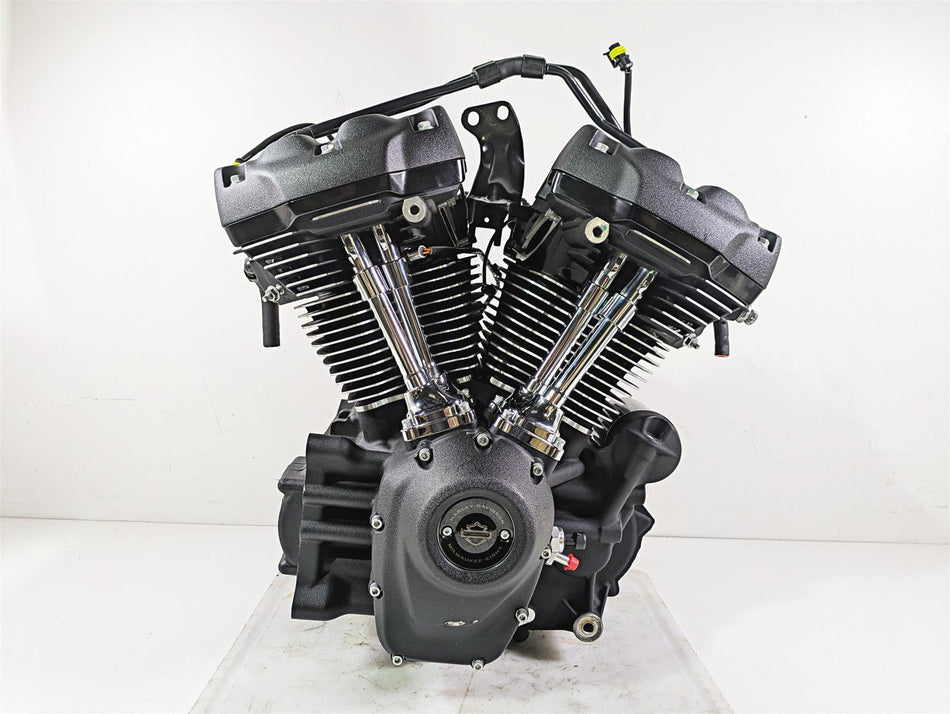 2022 Harley FXLRS Softail Low Rider Running 117 M8 Engine Motor 9K -Vid 16200774 {{ shop.shopifyCountryName }} - Mototech271
