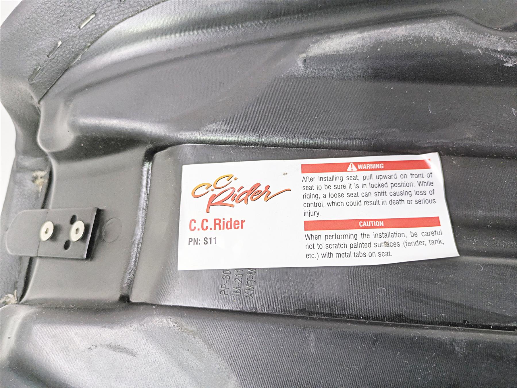 2008 Harley FXDL Dyna Low Rider 105TH Step Up Seat Saddle C.C.Rider S11-03 {{ shop.shopifyCountryName }} - Mototech271