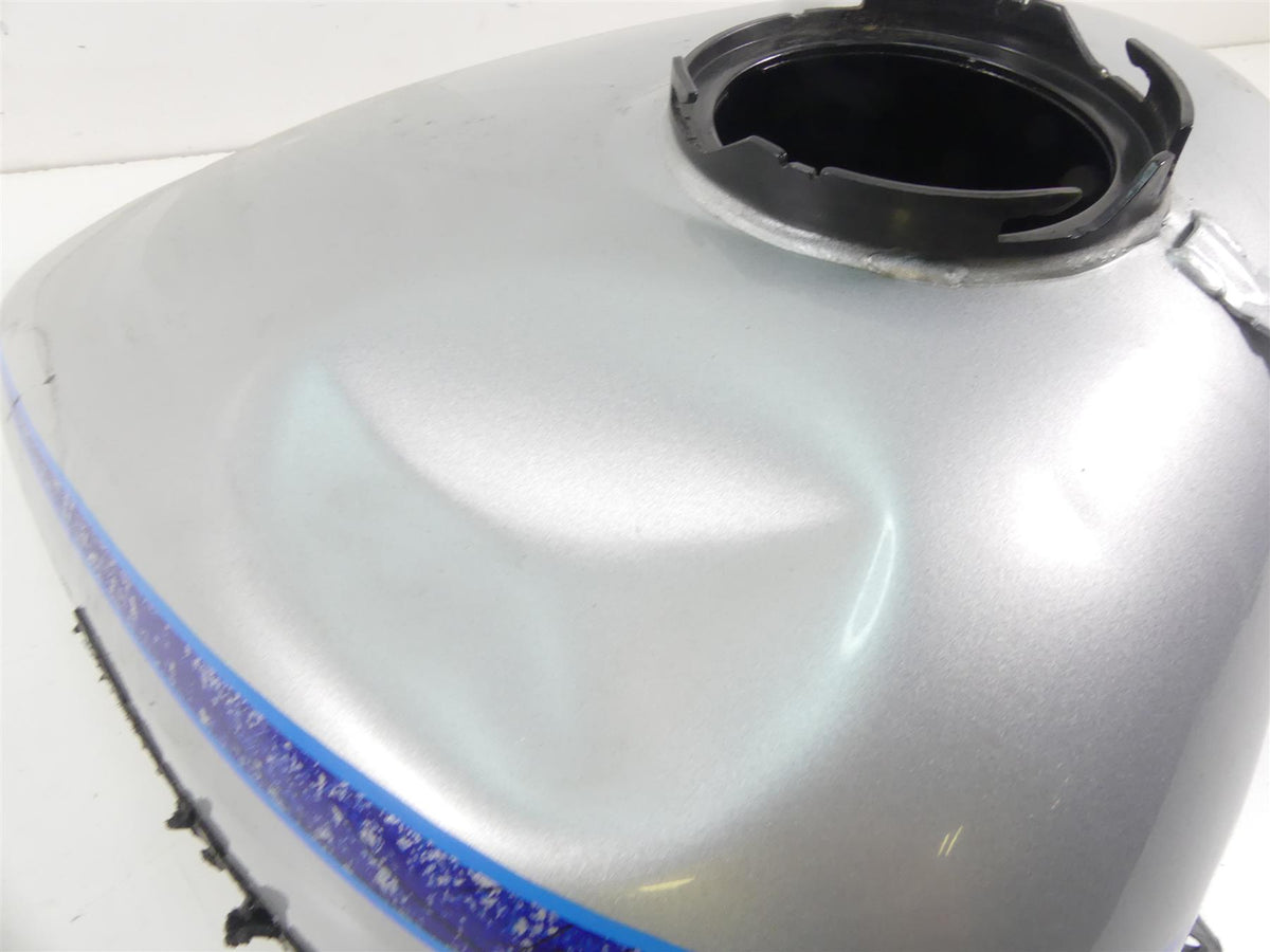 2010 Harley Touring FLHX Street Glide Fuel Gas Petrol Tank -Dented 61356-08 {{ shop.shopifyCountryName }} - Mototech271
