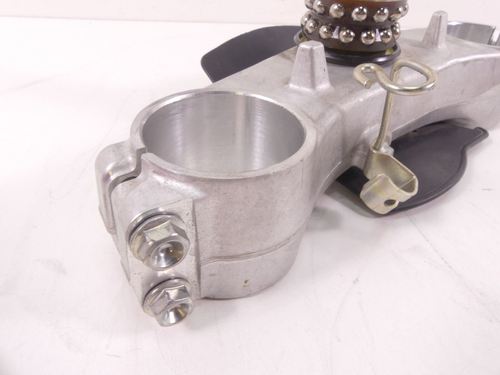 2018 Suzuki GSXR750 Lower Triple Tree Steering Yoke 53mm 51410-01H10 {{ shop.shopifyCountryName }} - Mototech271