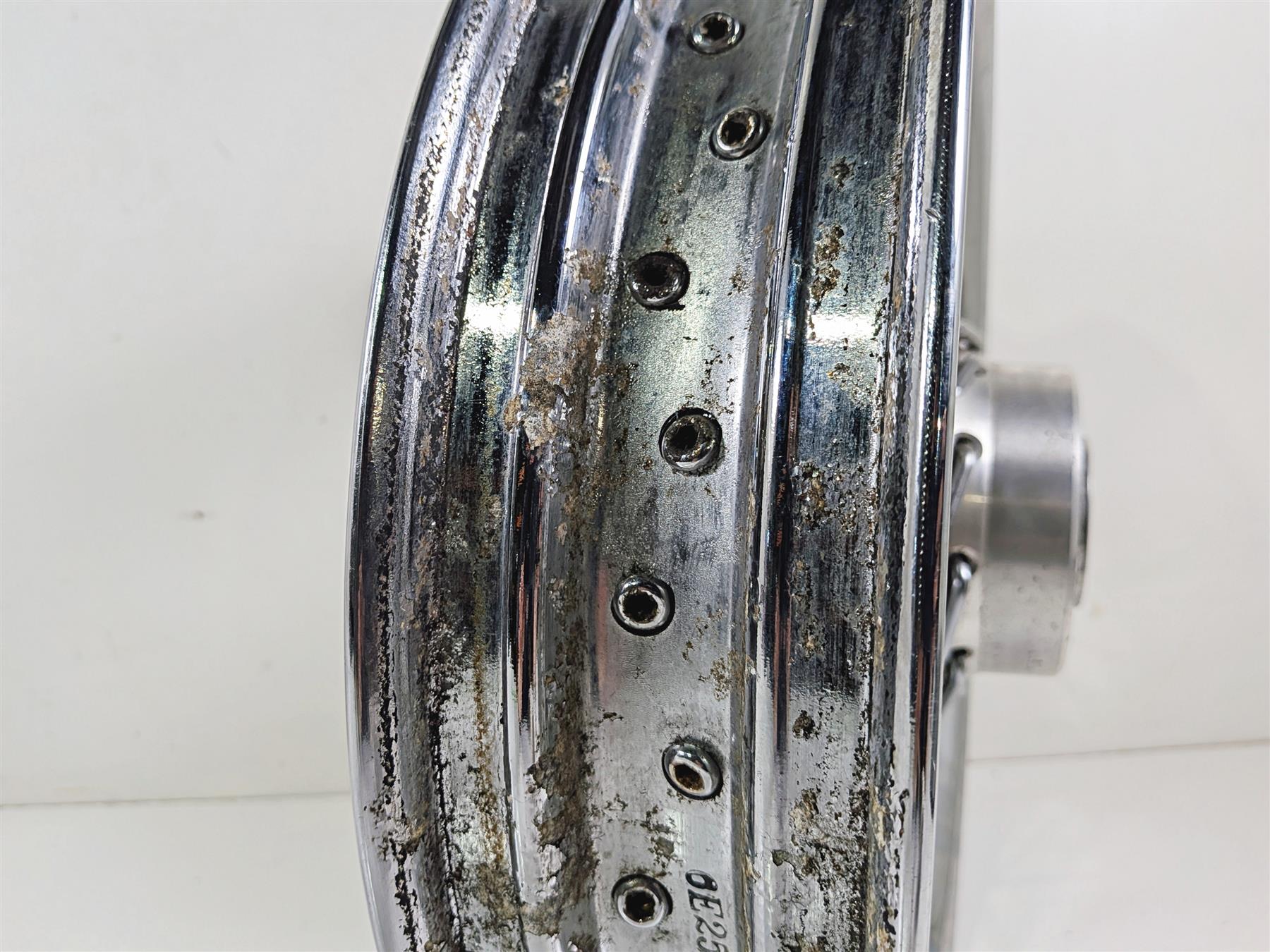 2000 Harley Touring FLHRCI Road King 16x3 Rear Wheel Spoke Rim -Runout 43440-05A {{ shop.shopifyCountryName }} - Mototech271