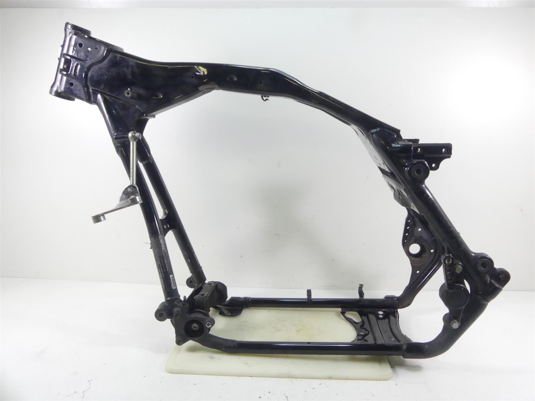 2013 Harley Touring FLHX Street Glide Bent Main Frame Chassis With Louisiana Salvage Title 47900-11BHP {{ shop.shopifyCountryName }} - Mototech271