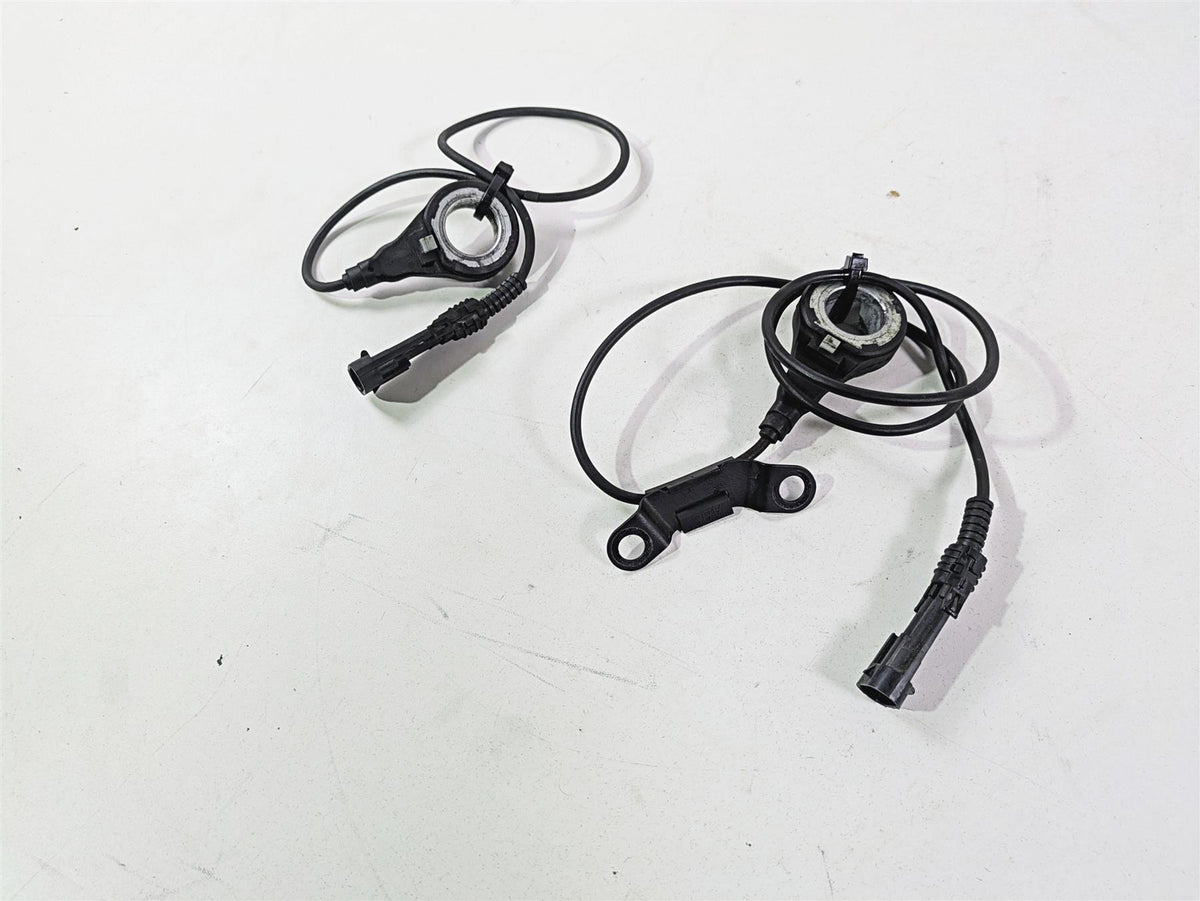 2021 Harley Touring FLTRX Road Glide Front Rear Abs Wheel Speed Sensors 32700015 {{ shop.shopifyCountryName }} - Mototech271