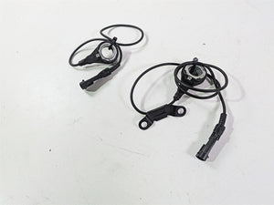 2021 Harley Touring FLTRX Road Glide Front Rear Abs Wheel Speed Sensors 32700015