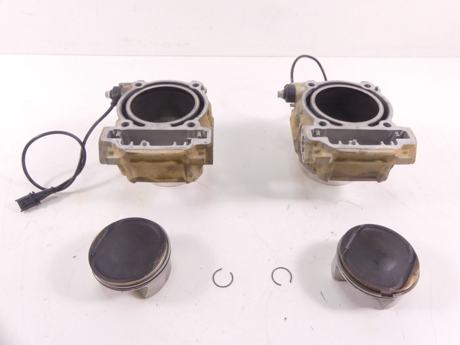 2014 Can-Am Maverick 1000R STD Piston Jug Cylinder Set 420413111 420413115 {{ shop.shopifyCountryName }} - Mototech271
