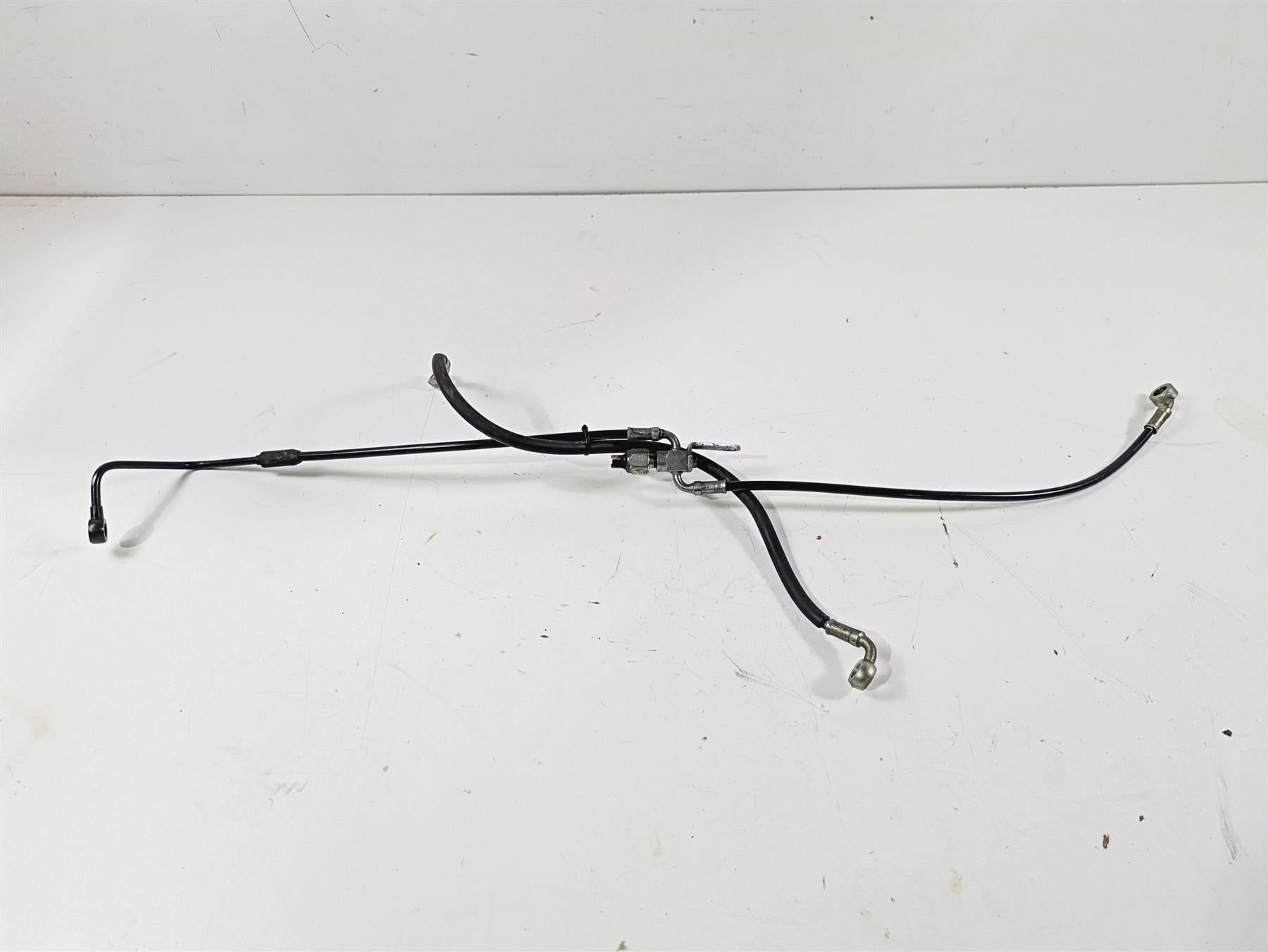 2014 Harley FLS Softail Slim Abs Rear Brake Line Set 43373-11A {{ shop.shopifyCountryName }} - Mototech271