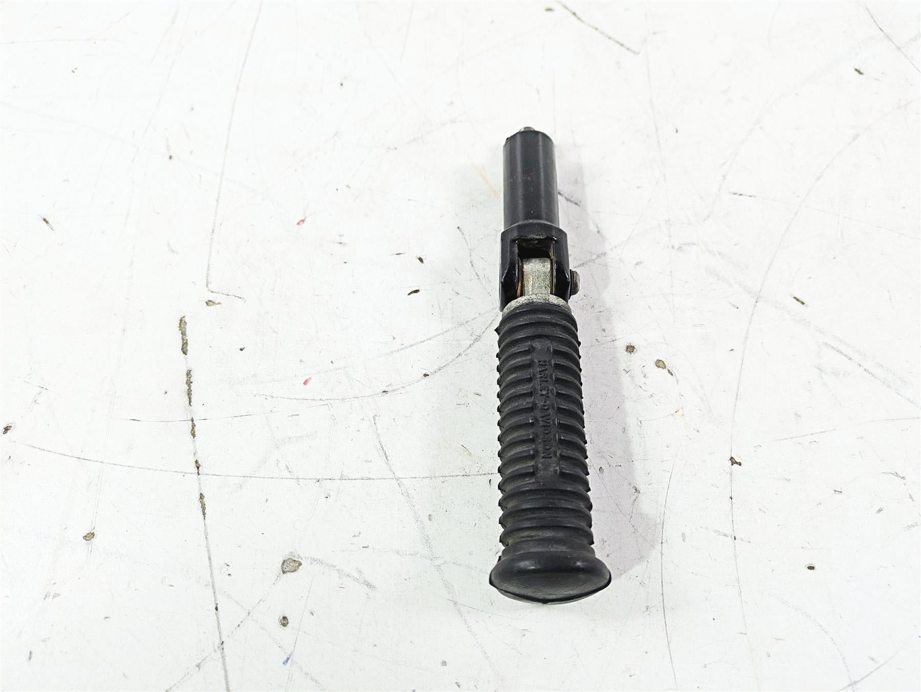 2016 Harley FLSTC Softail Heritage Left Rear Passenger Footpeg 50943-05A {{ shop.shopifyCountryName }} - Mototech271