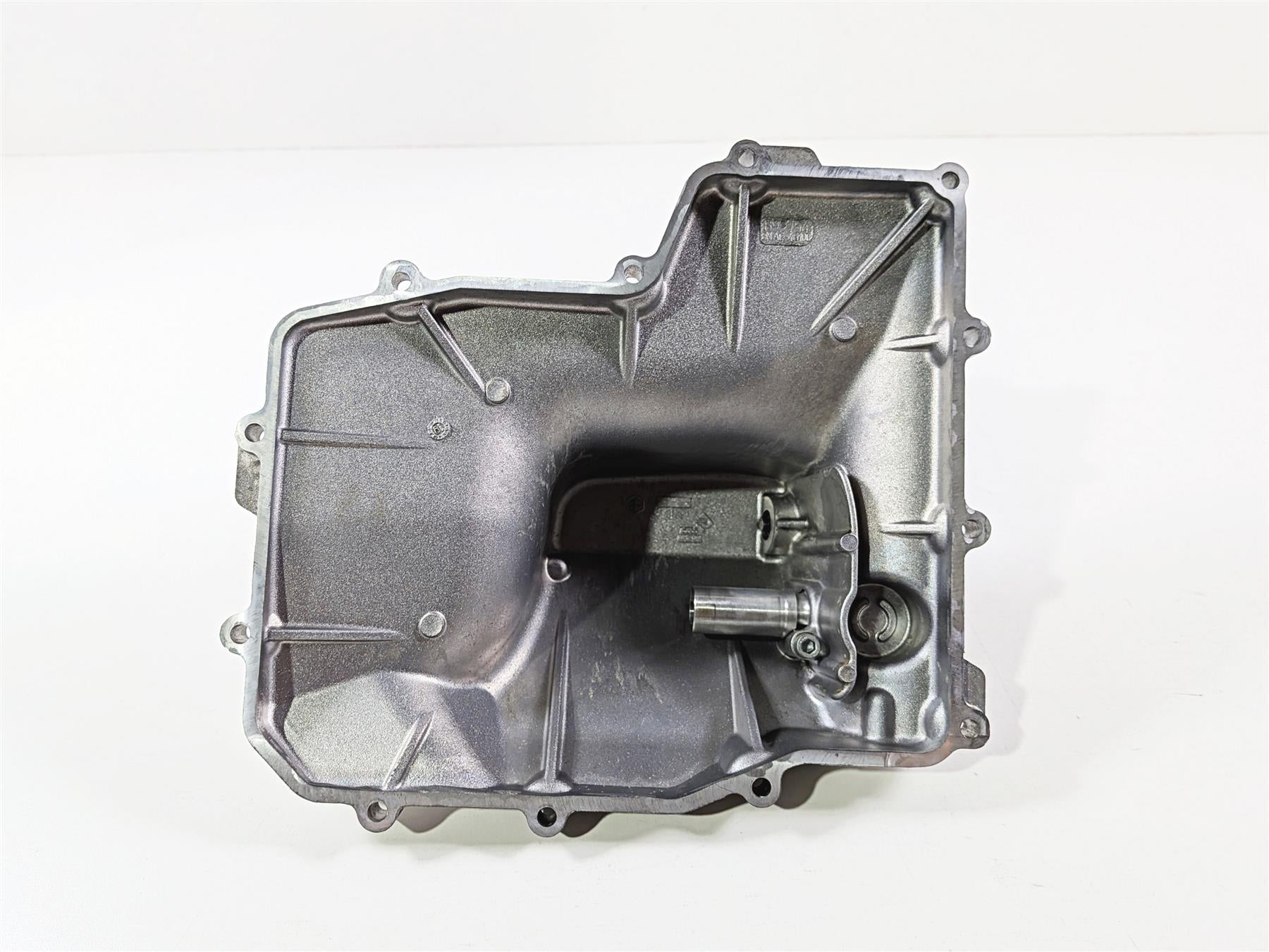 2016 Aprilia RSV 1100 Tuono V4 Factory Oil Pan Lower Engine Cover 8997555 {{ shop.shopifyCountryName }} - Mototech271
