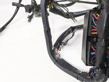 Load image into Gallery viewer, 2004 Harley FLSTCI Softail Heritage Wiring Harness Loom EFI 70431-04 | Mototech271

