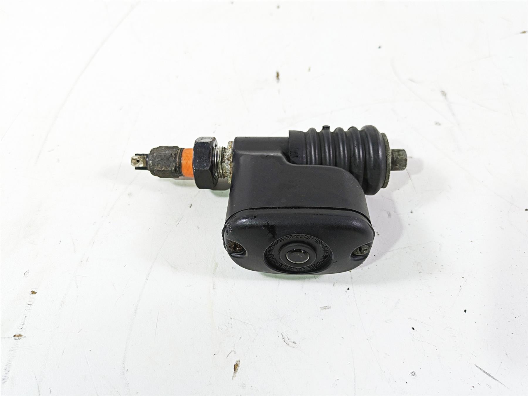 2012 Harley FLD Dyna Switchback Rear Brake Master Cylinder READ 42474-06C {{ shop.shopifyCountryName }} - Mototech271