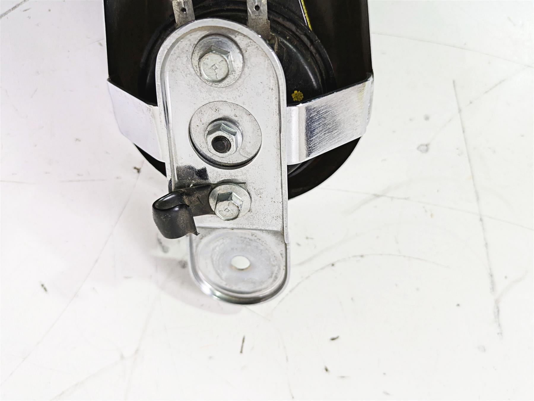 2015 Harley Touring FLHTKL E -Glide Low Horn & Cover 61300478A 69060-90H {{ shop.shopifyCountryName }} - Mototech271