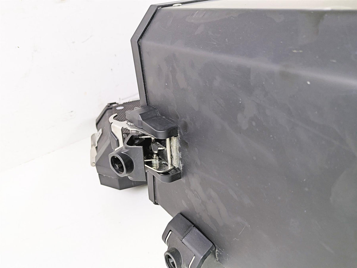 2021 BMW R1250GS K51 Adv Left Saddlebag Saddle Bag Tour Case Damaged 77412472175 {{ shop.shopifyCountryName }} - Mototech271