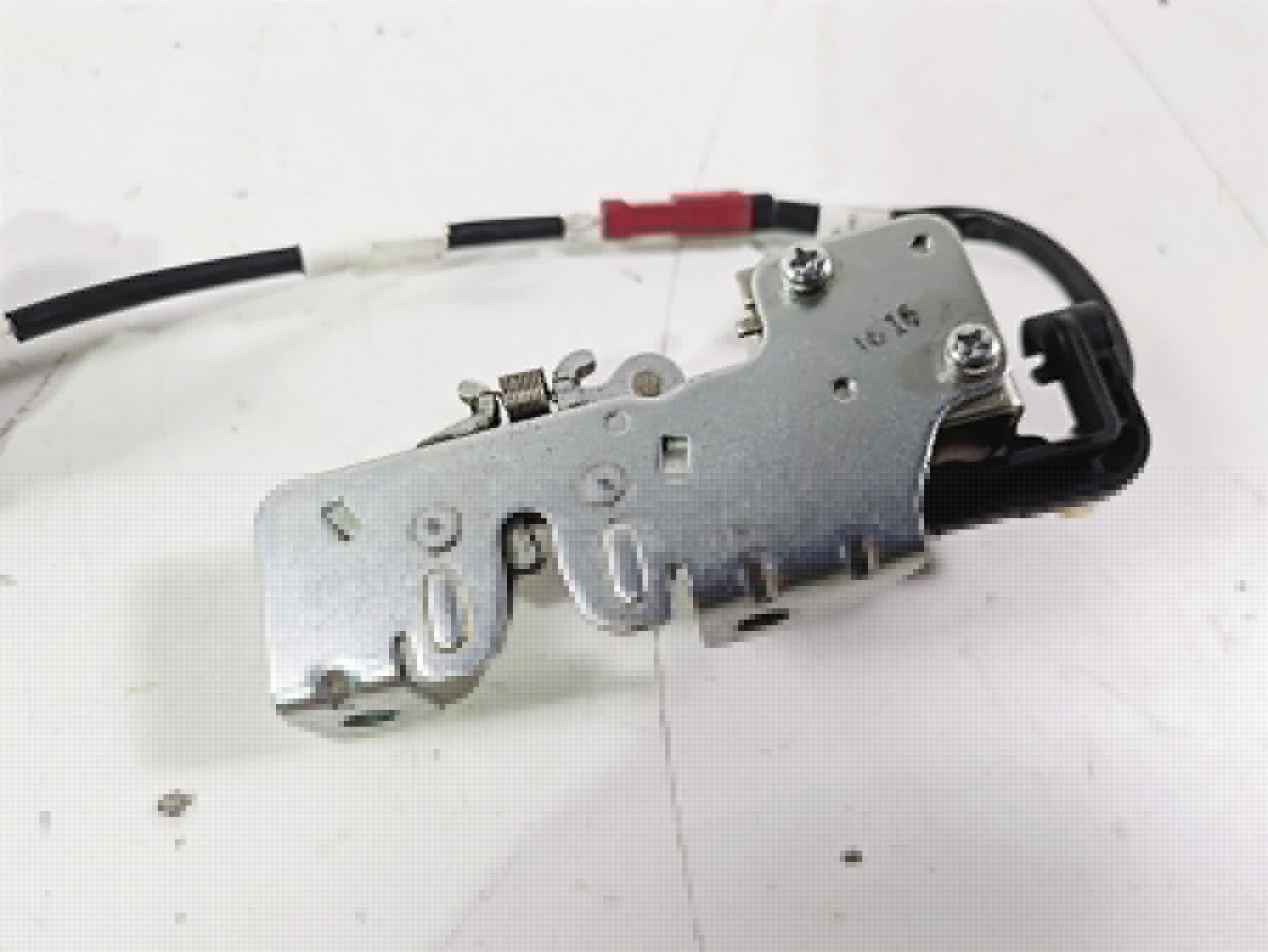 2022 KTM 1290 Super Adventure S Keyless Seat Release Button 6190705000 {{ shop.shopifyCountryName }} - Mototech271