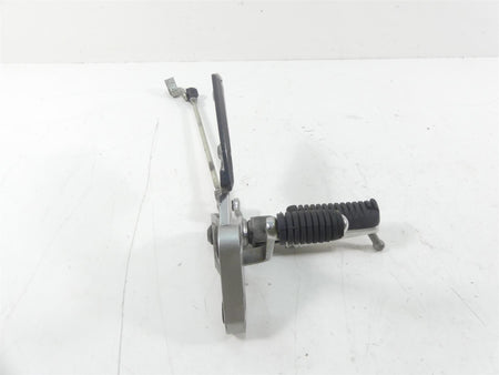 2007 Yamaha FZ1 Fazer Left Rider Footpeg Foot Peg Shifter Set 2D1-27442-01-00 {{ shop.shopifyCountryName }} - Mototech271