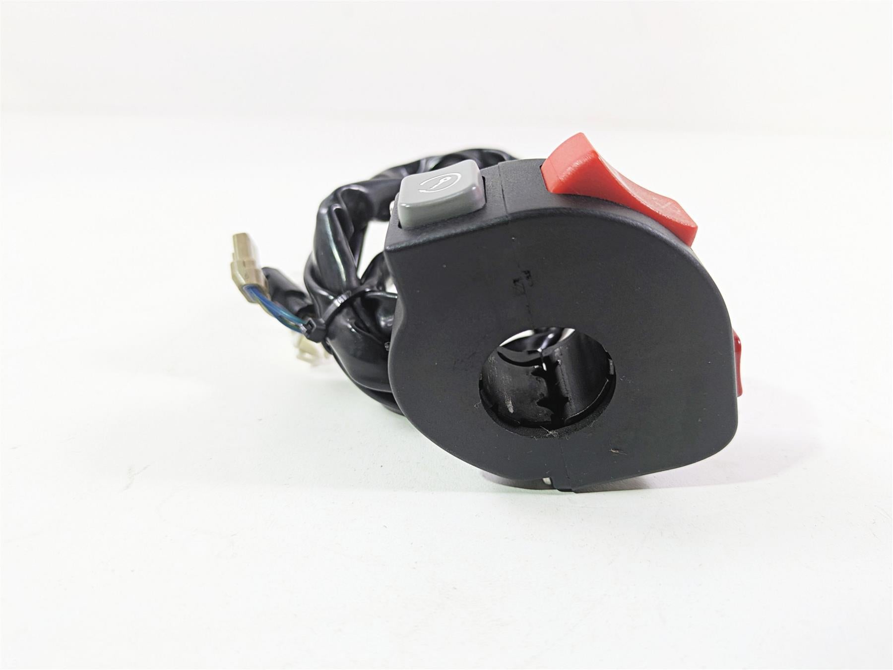 2018 KTM 1290 Super Duke R Right Hand Control Switch 61411174000 61411174100 {{ shop.shopifyCountryName }} - Mototech271