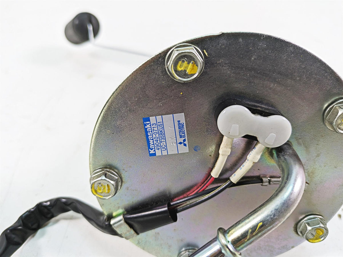 2016 Kawasaki Ninja EX300 Fuel Gas Petrol Pump & Sender -Tested 49040-0713 {{ shop.shopifyCountryName }} - Mototech271