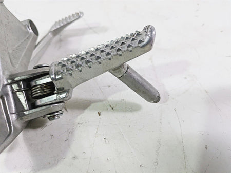 2008 Honda CBR1000RR SC59 Right Front Foot Peg & Brake Pedal Set 50600-MFL-000 {{ shop.shopifyCountryName }} - Mototech271