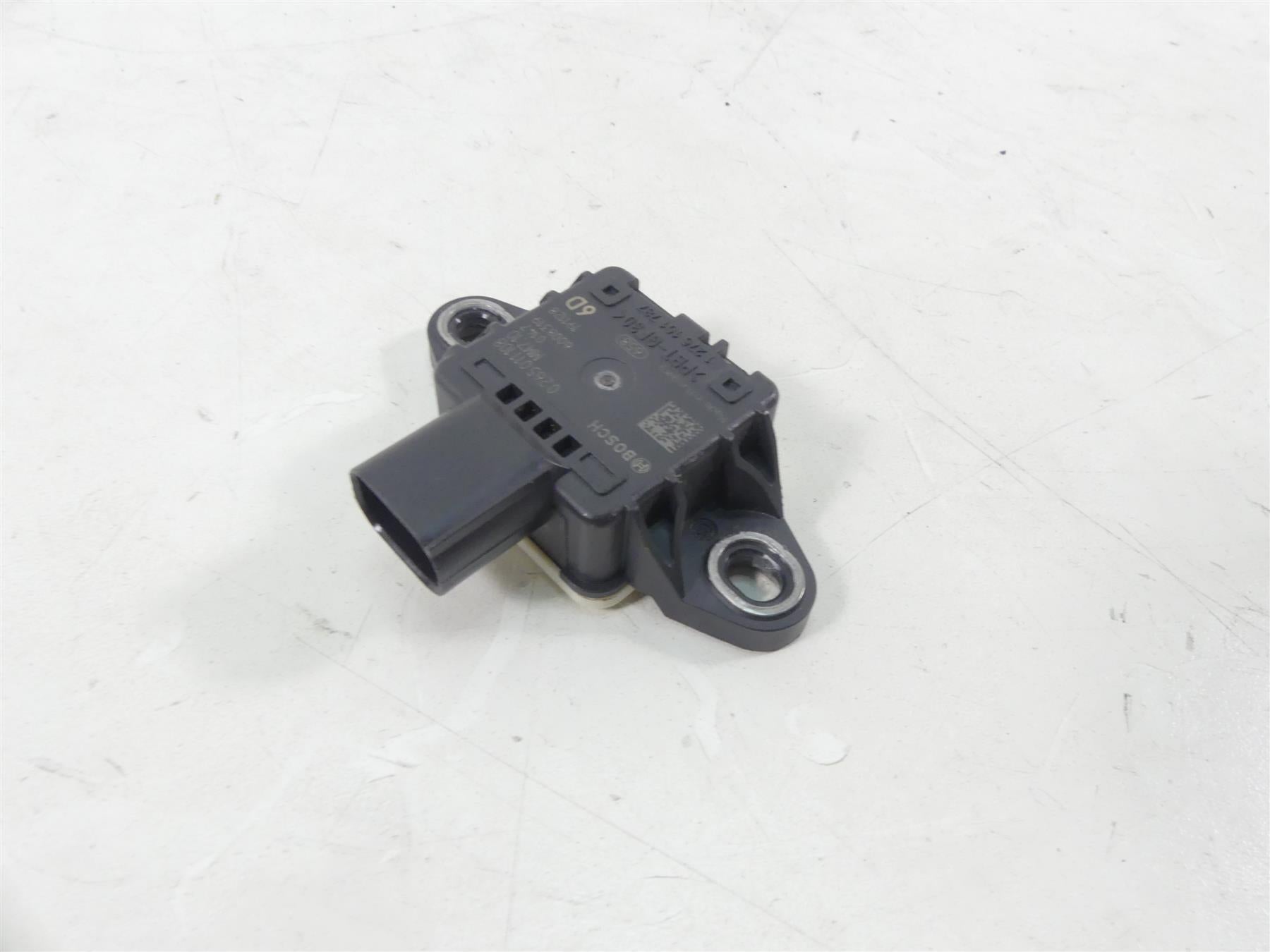 2020 Ducati Panigale V2 Bosch Lean Angle Fall Tilt Sensor 38540092A {{ shop.shopifyCountryName }} - Mototech271