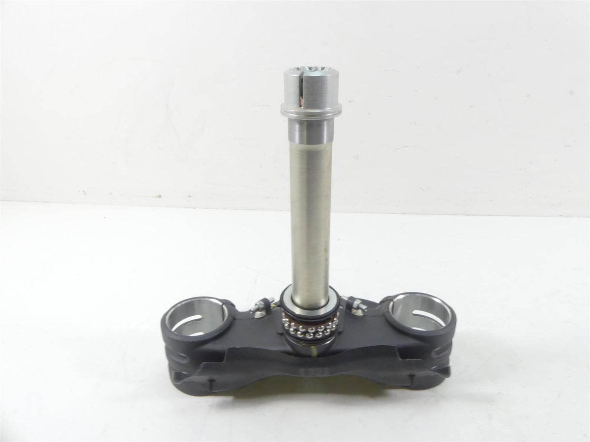2020 Ducati Panigale V2 Lower Triple Tree Steering Clamp 58mm 342P0691AA {{ shop.shopifyCountryName }} - Mototech271