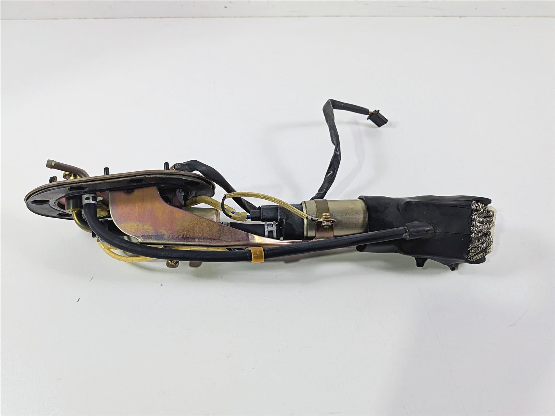 2003 Honda V-Twin VTX1800 C Fuel Gas Petrol Pump - Tested 16700-MCH-023 {{ shop.shopifyCountryName }} - Mototech271