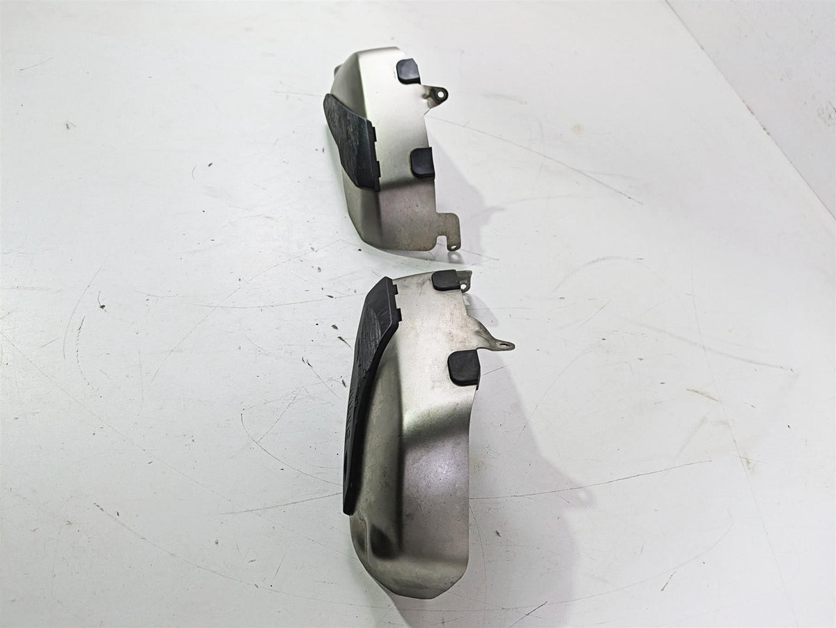 2016 BMW R1200RS K54 Valve Cover Protection Guard 77142465251 {{ shop.shopifyCountryName }} - Mototech271