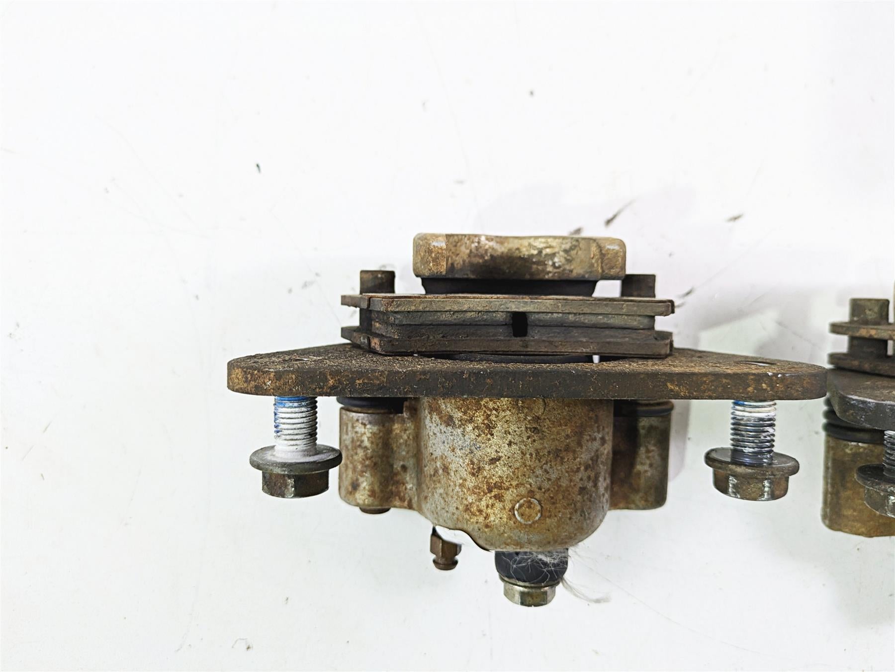 2022 Polaris Ranger 1000 Premium Rear Brake Caliper Set 1914103 1914104 {{ shop.shopifyCountryName }} - Mototech271