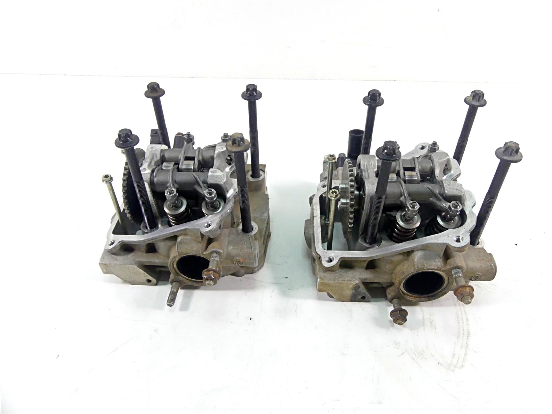 2018 Can Am Commander 1000R XT Cylinderhead Cylinder Head Set -1k Only 420413106 {{ shop.shopifyCountryName }} - Mototech271