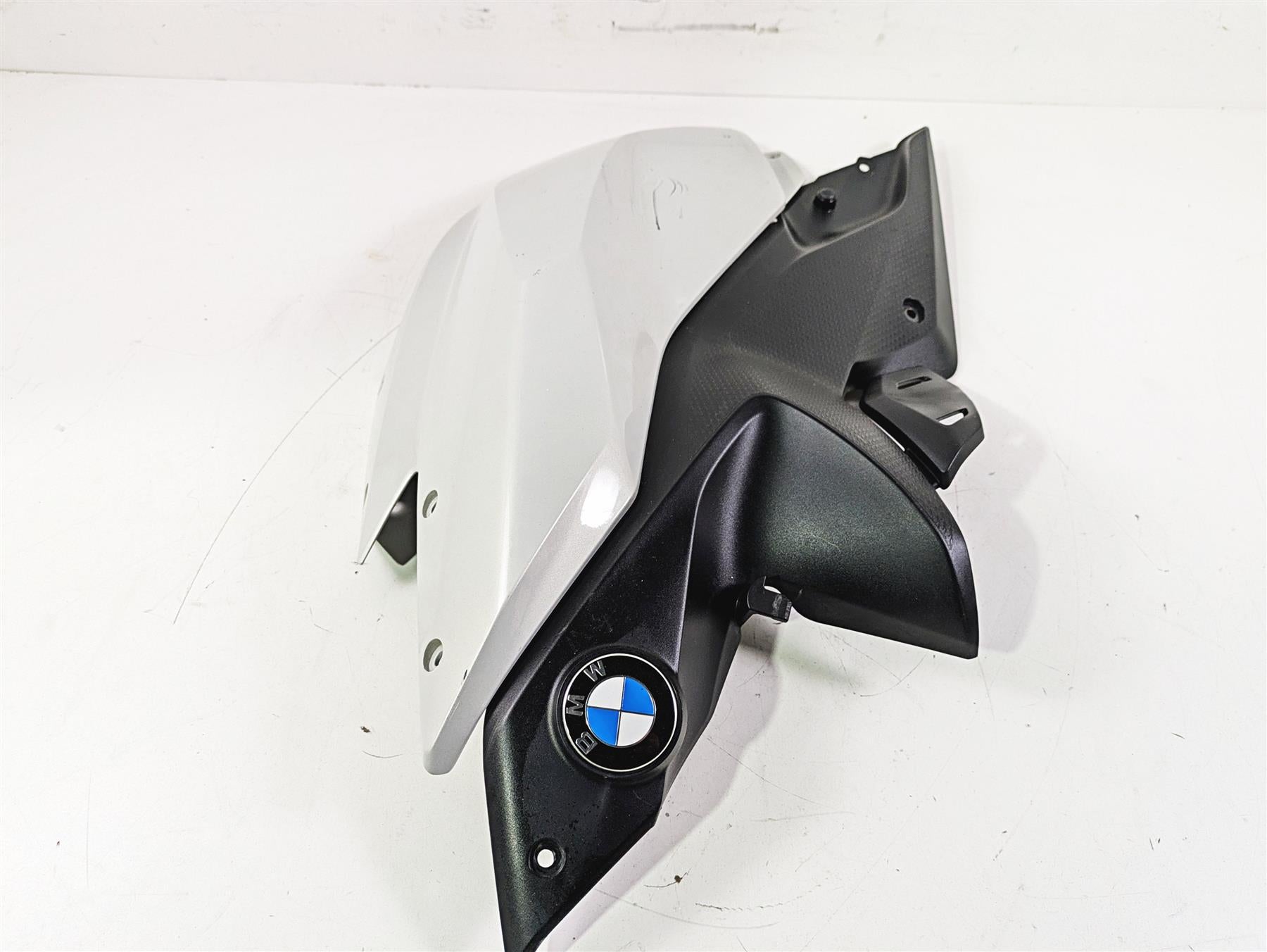 2016 BMW R1200RS K54 Tank Left Side Fairing Cover - Scratches 46638548065 {{ shop.shopifyCountryName }} - Mototech271