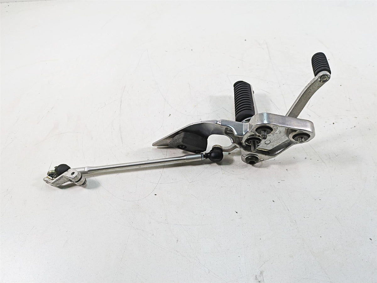 2002 Yamaha FZ1 FZS1000 Fazer Left Rider Footpeg Shifter Set 5LV-27442-00-00 {{ shop.shopifyCountryName }} - Mototech271