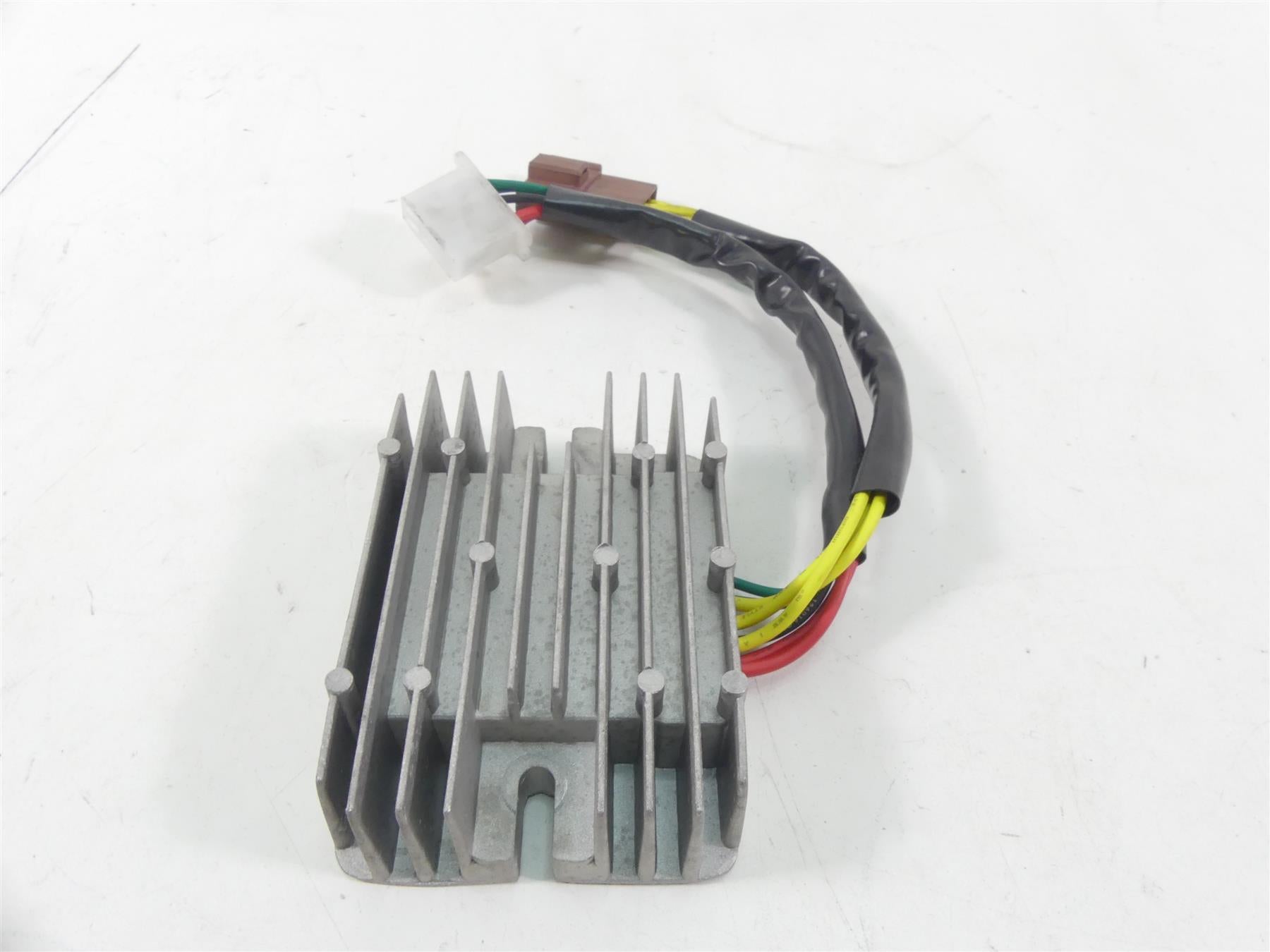 2004 Aprilia RSV1000 R Mille Rectifier Voltage Regulator AP8127144 {{ shop.shopifyCountryName }} - Mototech271