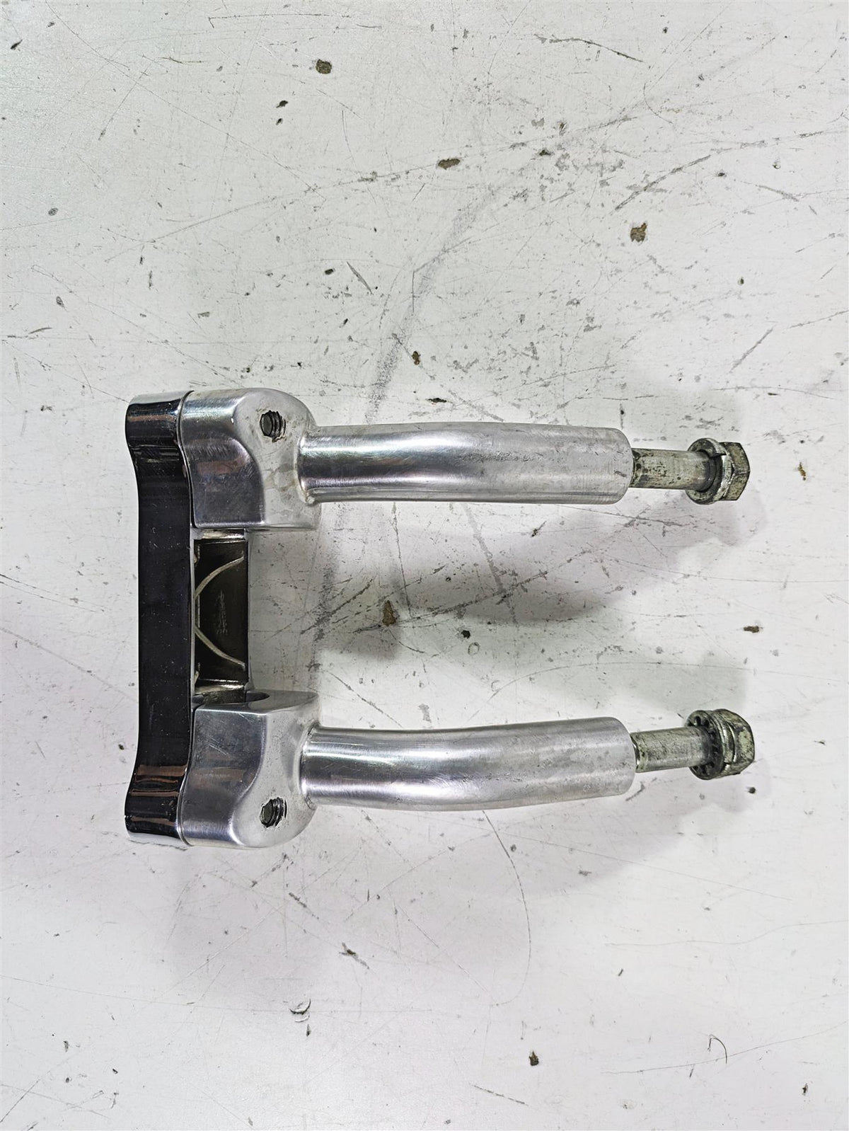 2002 Harley FLSTC Softail Heritage Aluminum Handlebar Riser Set 56567-86B {{ shop.shopifyCountryName }} - Mototech271