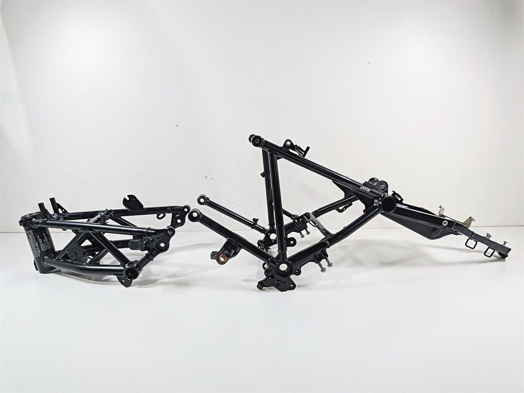 2023 BMW R nineT Scrambler K23 Straight Front & Rear Frame Set With Clean California Title 46511539555 {{ shop.shopifyCountryName }} - Mototech271