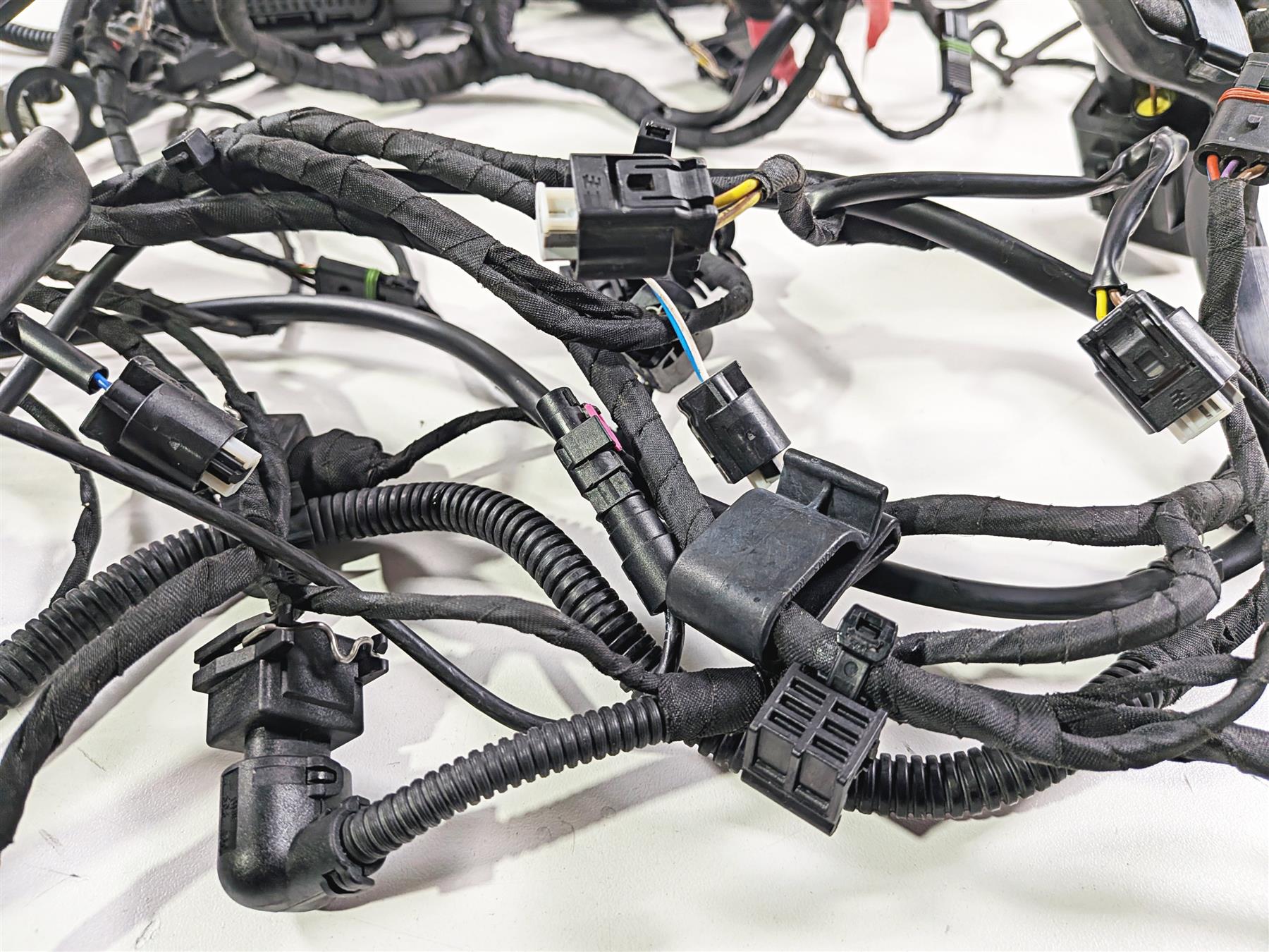 2016 BMW R1200RT RT RTW K52 Main & Engine Wiring Harness 61118562118 {{ shop.shopifyCountryName }} - Mototech271