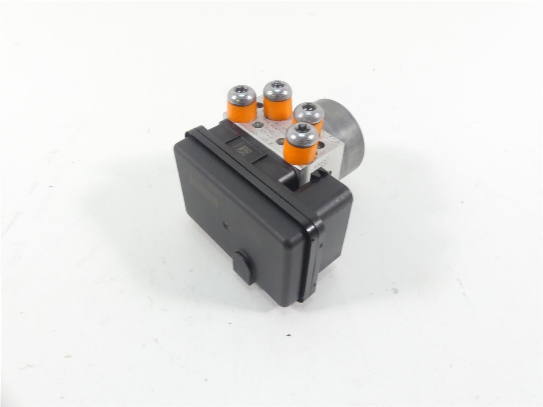 2017 BMW RnineT Racer K32 Abs Brake Pump Pressure Unit Module 8567777 {{ shop.shopifyCountryName }} - Mototech271